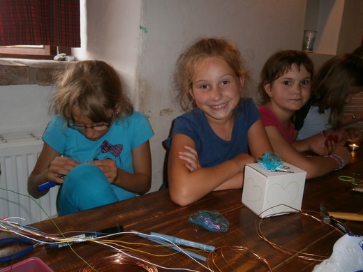 09a.JPG