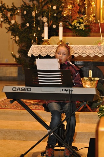 Beneficni koncert 06_1200x1600.jpg