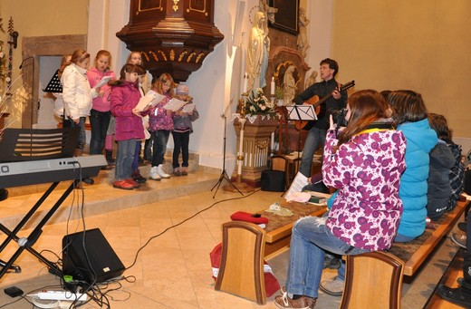 Beneficni koncert 11_1200x1600.jpg
