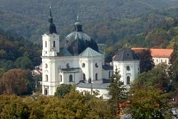 Krtiny-chram.jpg