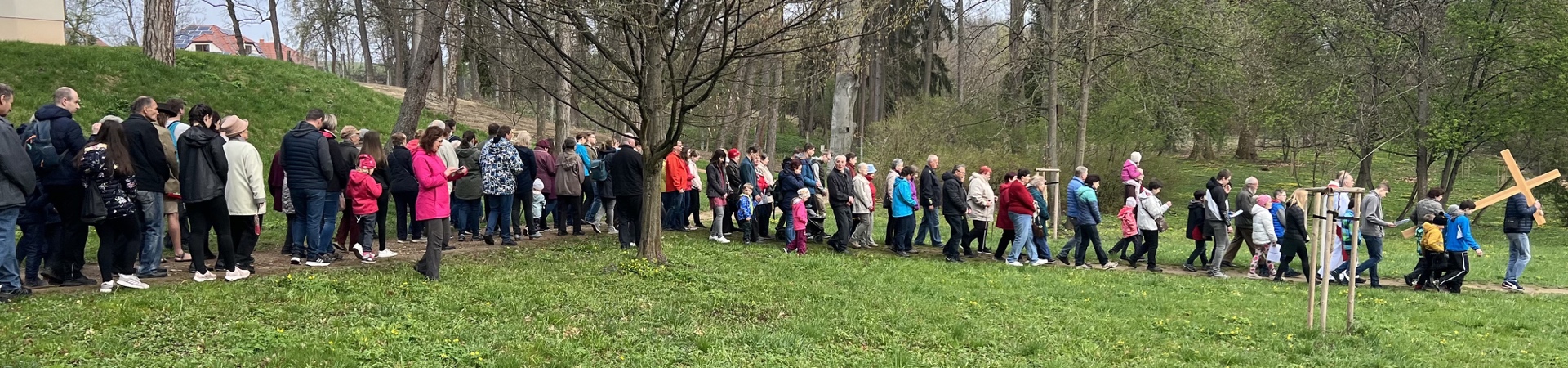 slide_15042022_krizova_cesta.jpg